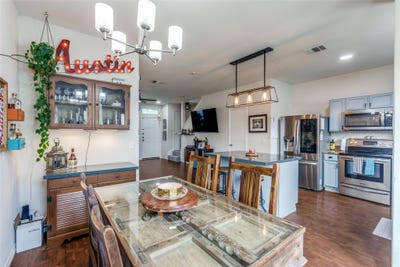 /international/us/18701-golden-eagle-way-elgin-tx-110100209029/