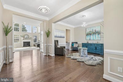 /international/us/6517-totteridge-middle-river-md-110107875065/