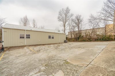 /international/us/1131-w-cato-springs-rd-fayetteville-ar-110096758608/