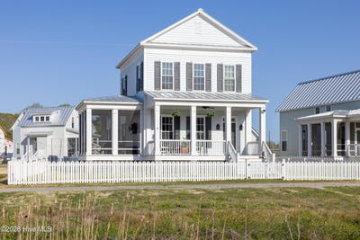 /international/us/107-stonewall-lane-edenton-nc-110120649724/