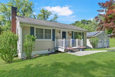 /international/us/145-south-street-marlboro-ny-110108452197/