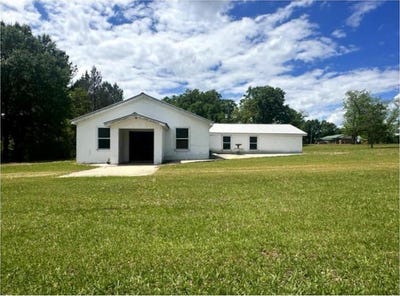 /international/us/22023-highway-45-fruitdale-al-110107666458/