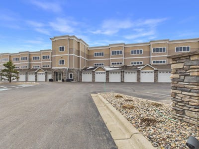 /international/us/279-minnesota-avenue-w-glenwood-mn-110107077358/
