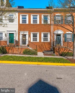 /international/us/4210-talmadge-circle-suitland-md-110107380804/