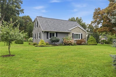 /international/us/7-madera-drive-rochester-ny-110110364983/