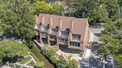 /international/us/511-brookside-avenue-birmingham-mi-110108853137/