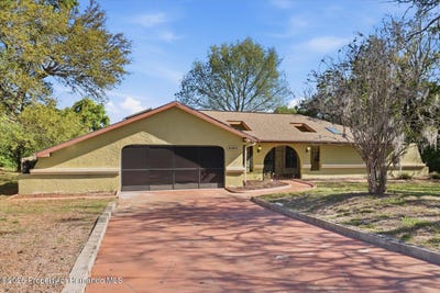 /international/us/8464-delaware-drive-weeki-wachee-fl-110107962371/