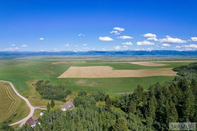 /international/us/3090-n-8000-w-tetonia-id-110101114486/