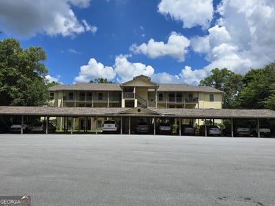 /international/us/300-ginger-creek-lane-clayton-ga-110105839842/