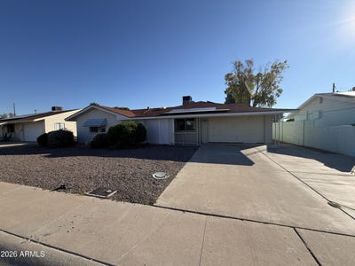 /international/us/12035-n-cherry-hills-drive-sun-city-az-110120589079/