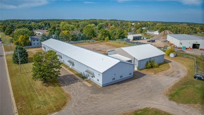 /international/us/1110-w-center-street-chetek-wi-110102618725/
