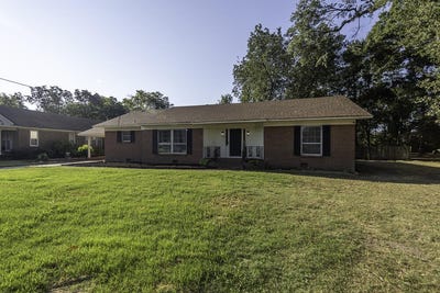/international/us/400-main-street-hughes-ar-110110267006/