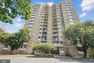 /international/us/118-monroe-st-211-rockville-md-110100811224/