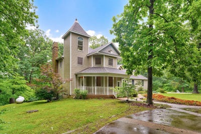 /international/us/202-briarwood-lane-rogersville-mo-110108414232/