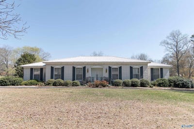 /international/us/181-s-justice-street-crossville-al-110120064434/