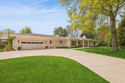 /international/us/14-winfield-circle-northfield-il-110108490228/
