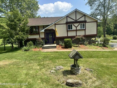 /international/us/326-overbrook-avenue-dallas-pa-110101067514/