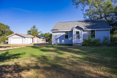 /international/us/w7304-22nd-street-necedah-wi-110120417385/