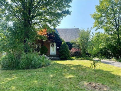 /international/us/1568-sunview-road-lyndhurst-oh-110100985177/