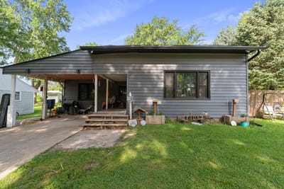 /international/us/719-n-chestnut-st-cameron-mo-110100329922/?lang=en