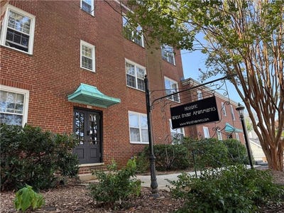 /international/us/1310-glade-street-winston-salem-nc-110108612377/
