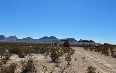 /international/us/2980-e-helt-dr-terlingua-tx-110104438769/