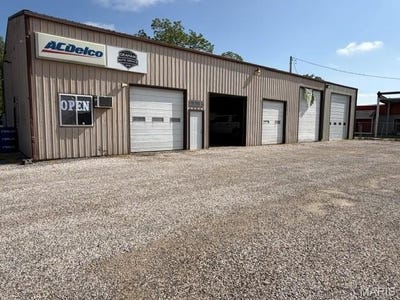 /international/us/410-main-street-scott-city-mo-110107856616/