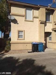 /international/us/1432-evening-song-avenue-henderson-nv-110105391432/