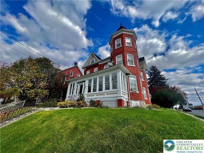 /international/us/363-s-broad-street-nazareth-boro-pa-110108334888/