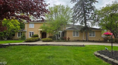 /international/us/23223-bellwood-drive-southfield-mi-110108360913/