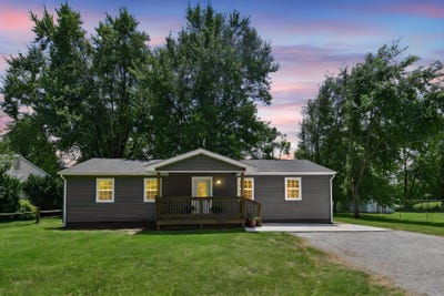 /international/us/8-brown-avenue-chillicothe-oh-110109138102/