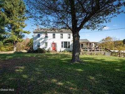 /international/us/890-luther-road-east-greenbush-ny-110104782624/