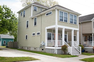/international/us/510-plum-st-cape-charles-va-110099068152/