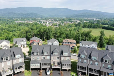 /international/us/3500-rowcross-st-crozet-va-110109694582/