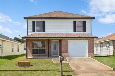 /international/us/2020-lac-la-belle-drive-harvey-la-110120748481/