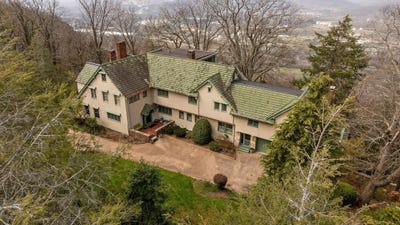 /international/us/588-w-brow-road-lookout-mountain-tn-110107258825/