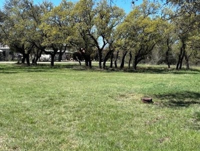 /international/us/w-uvalde-st-rocksprings-tx-110107056498/