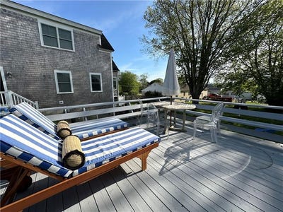 /international/us/140-renfrew-avenue-middletown-ri-110107858285/