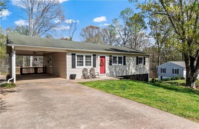 /international/us/239-harris-avenue-elkin-nc-110107309361/