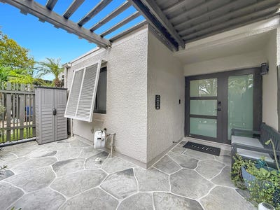 /international/us/11313-nw-15th-street-pembroke-pines-fl-110108687092/