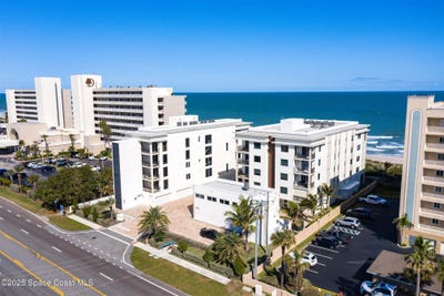/international/us/1625-n-highway-a1a-indialantic-fl-110099260438/