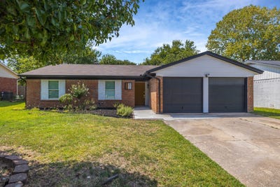 /international/us/602-s-waxahachie-street-mansfield-tx-110108357217/