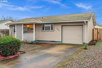 /international/us/1386-umpqua-rd-woodburn-or-110108364923/
