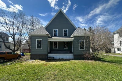 /international/us/23-park-street-presque-isle-me-110108059169/