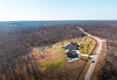 /international/us/141-west-hickory-ridge-steelville-mo-110098251066/