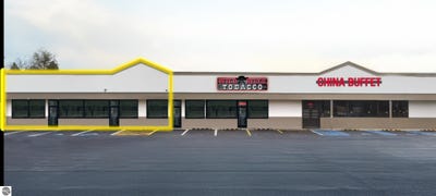 /international/us/113-cypress-street-manistee-mi-110099460384/