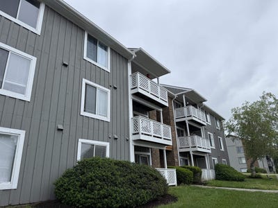 /international/us/812-cascade-court-blacksburg-va-110107847732/