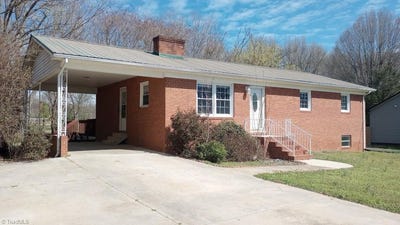/international/us/519-kime-avenue-liberty-nc-110106676509/