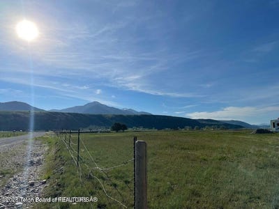 /international/us/old-irwin-road-irwin-id-110107778801/