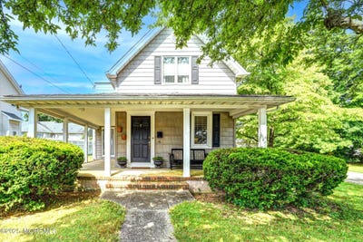 /international/us/15-golf-street-west-long-branch-nj-110100580382/